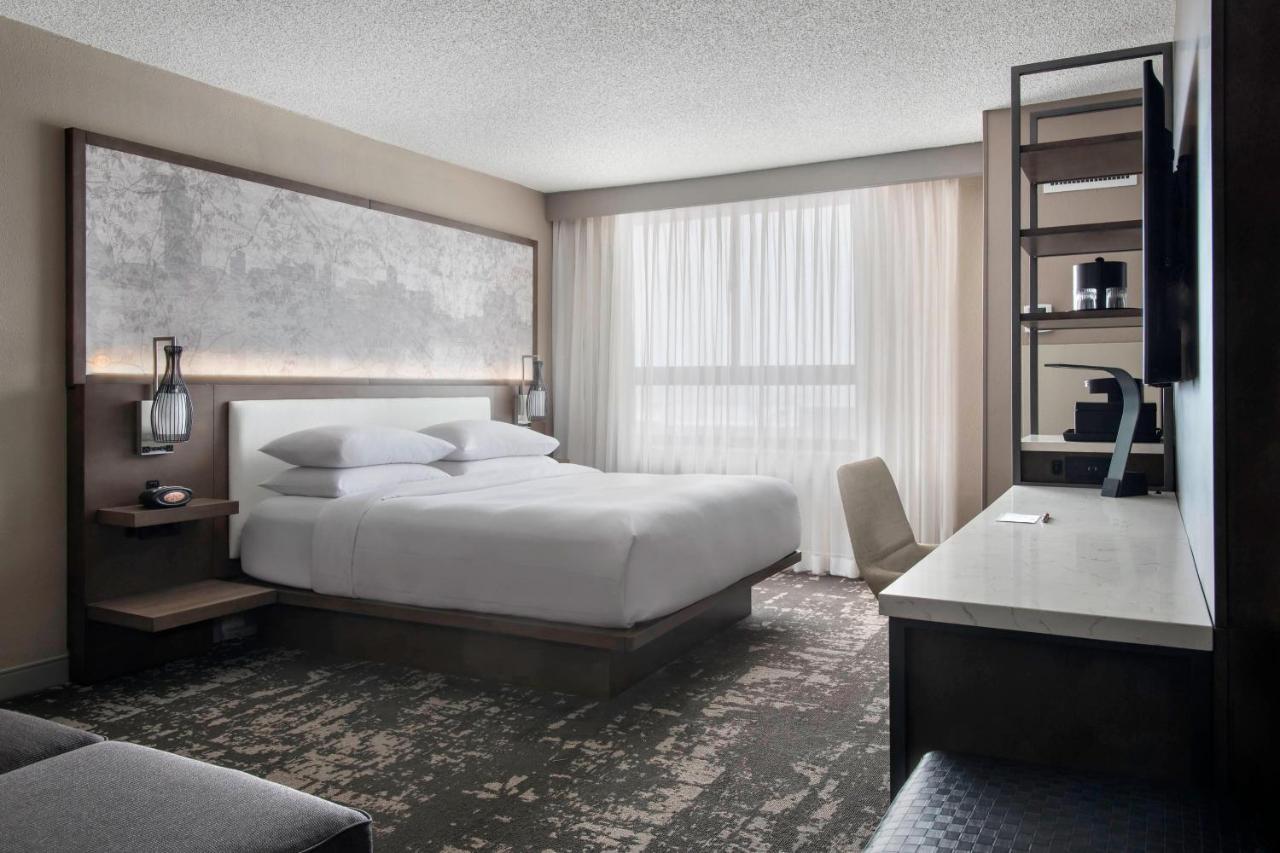 Marriott Melville Long Island Exteriör bild