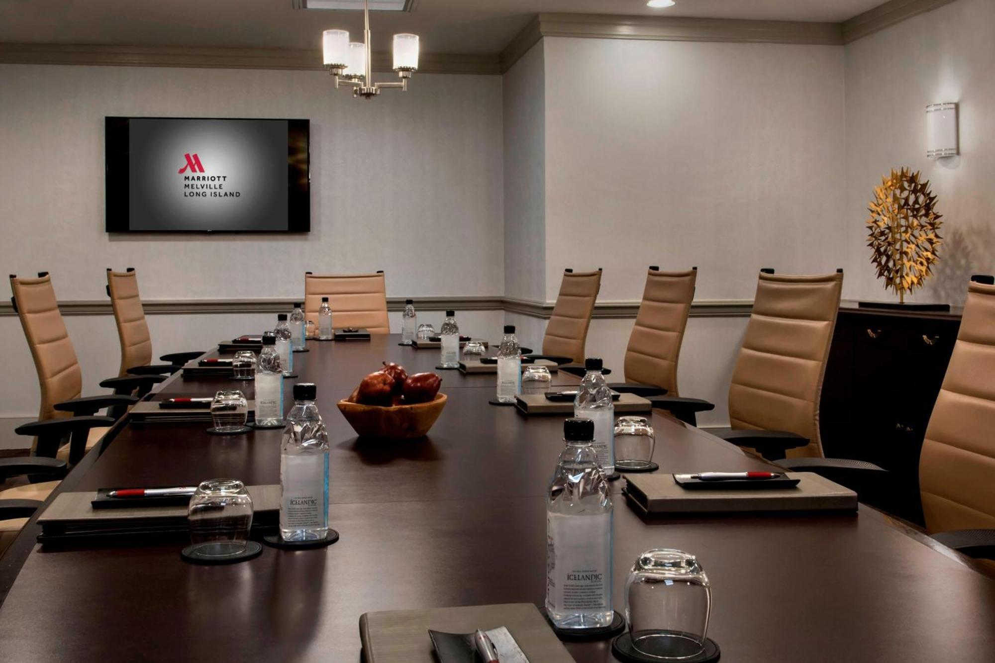 Marriott Melville Long Island Exteriör bild
