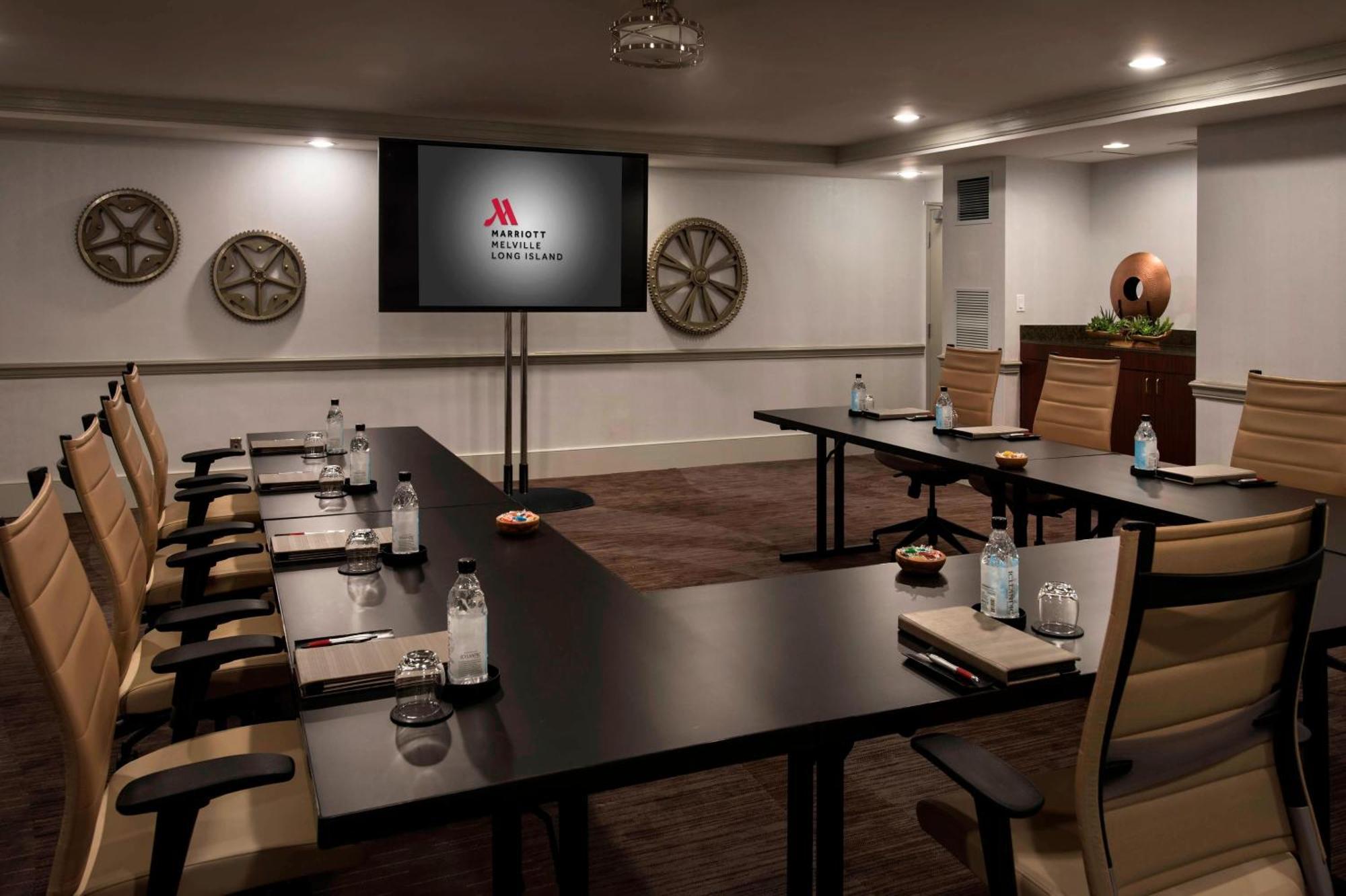 Marriott Melville Long Island Exteriör bild