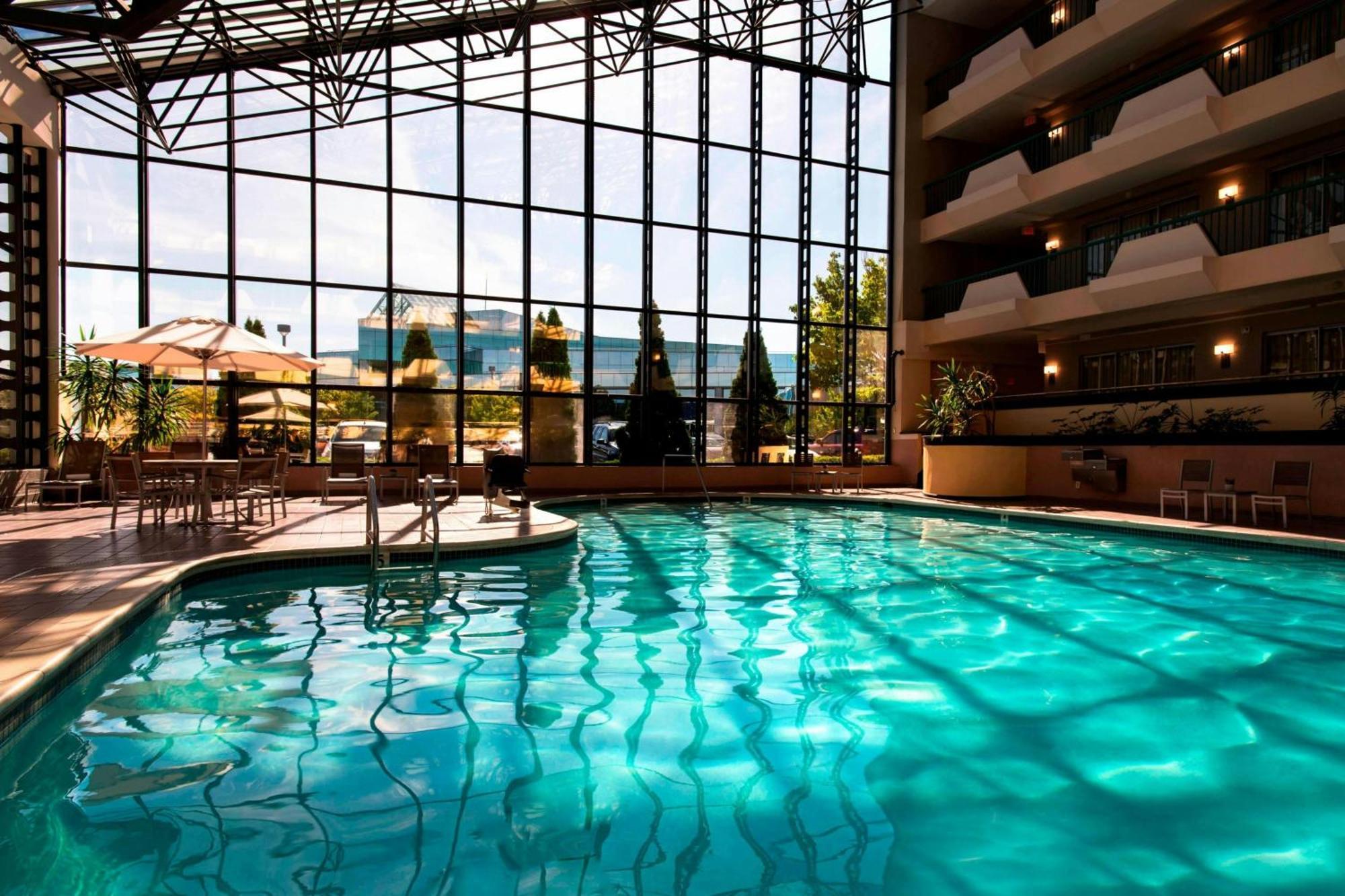 Marriott Melville Long Island Exteriör bild