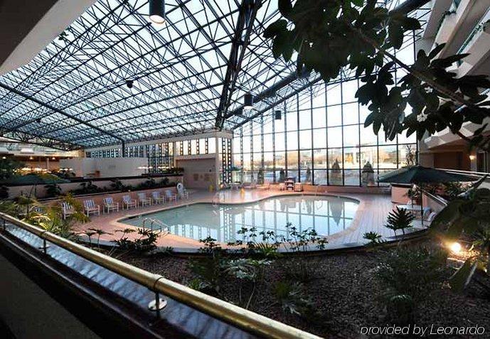Marriott Melville Long Island Exteriör bild