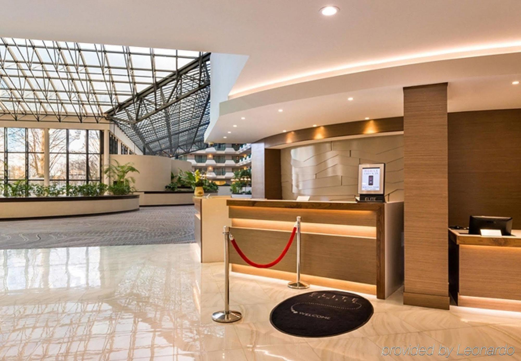 Marriott Melville Long Island Exteriör bild