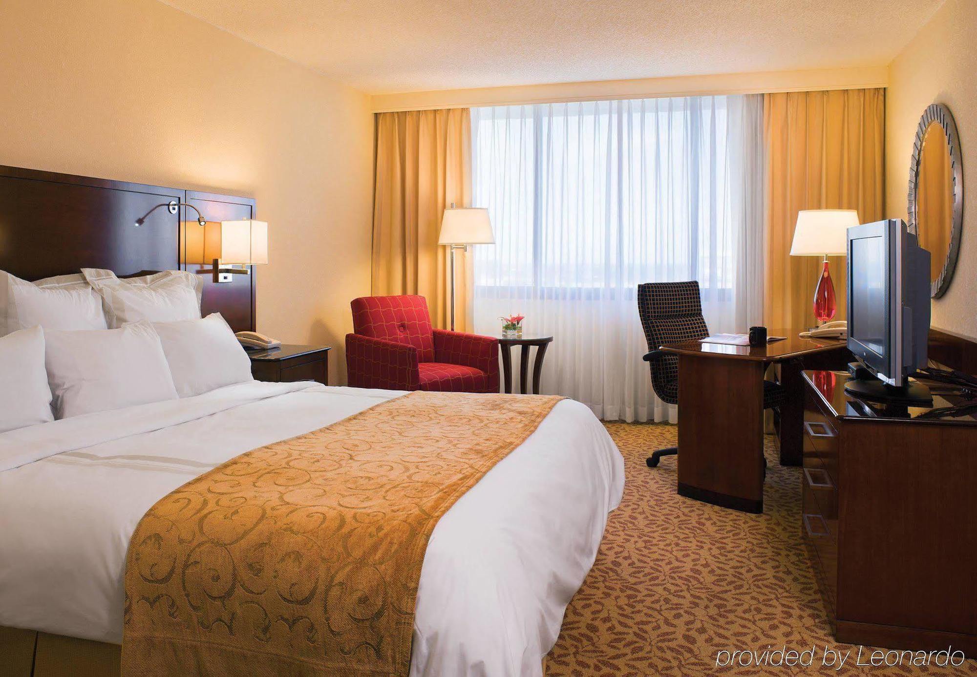 Marriott Melville Long Island Exteriör bild