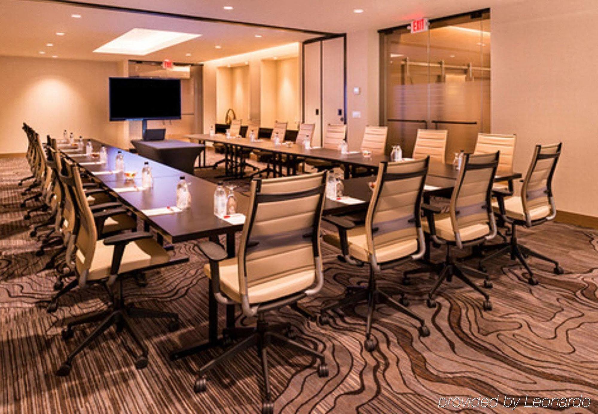 Marriott Melville Long Island Exteriör bild